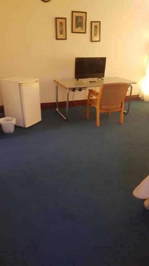 Carlcyn Homestay Gaborone Eksteriør billede